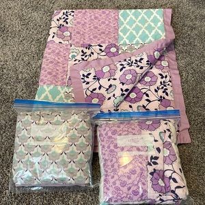 The peanutshell crib bedding set girl